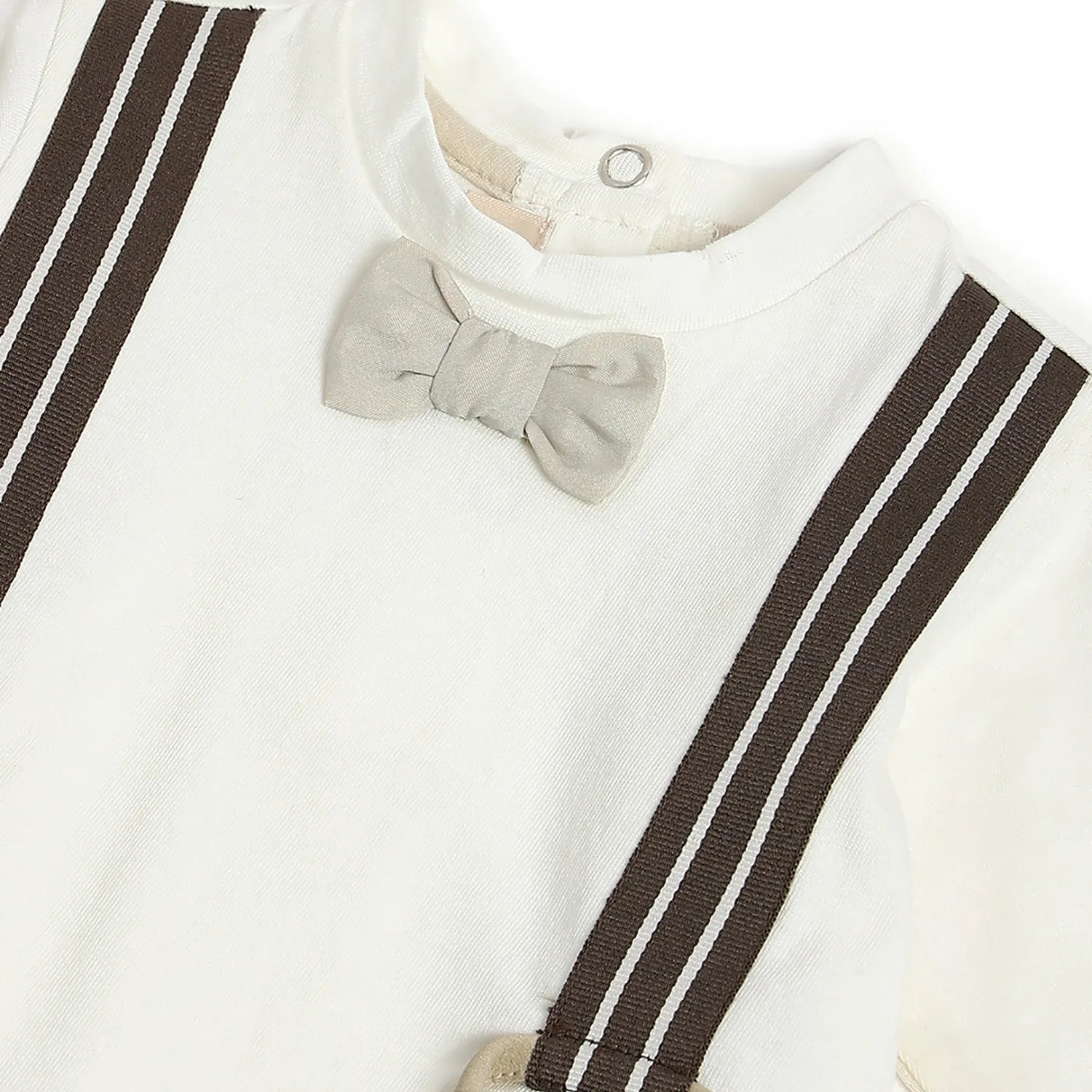 Boys White Embellished T-shirt With Trousers