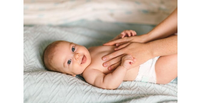 How First-Time Moms Can Pick the Perfect Oil for Baby Massage