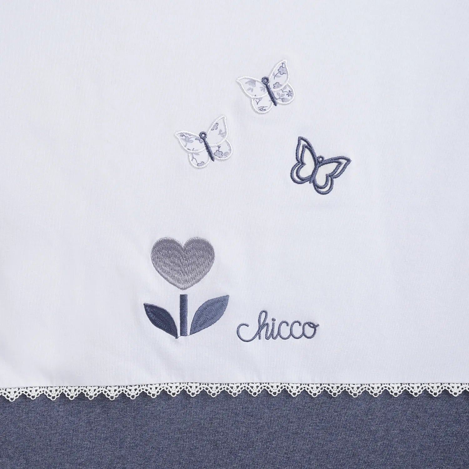 Girls White &amp; Grey Pram Blanket