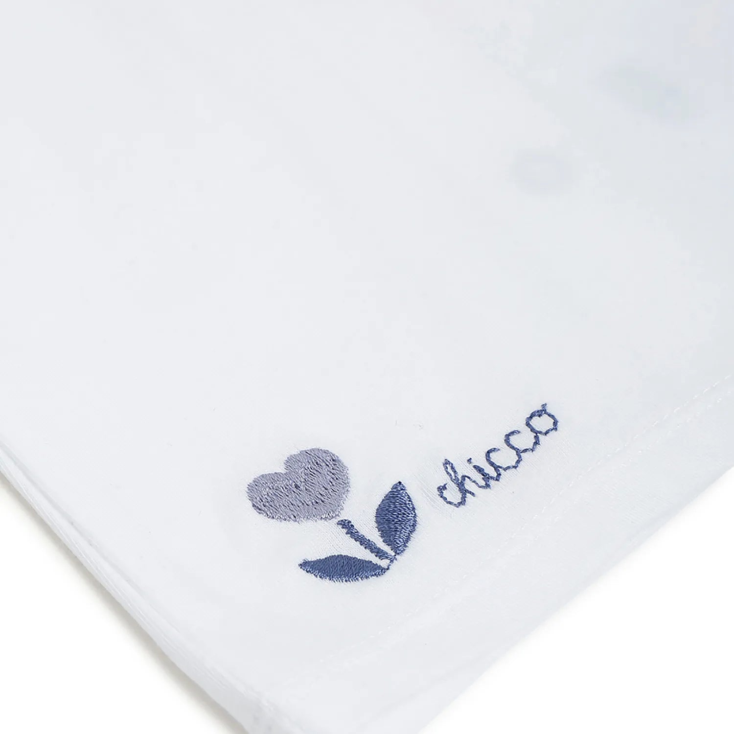 Girls White Embroidered T-Shirt With Shorts