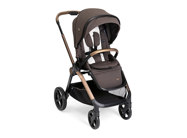 WELLNESS MEETS STYLE