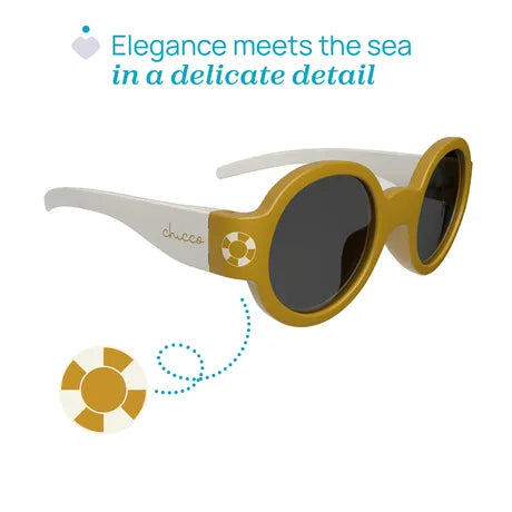 Scratch resistant lens