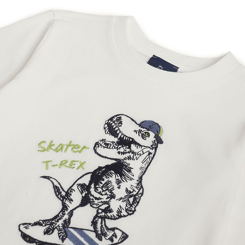 Boys White Graphic Printed Long Sleeve T- Shirt image number 2