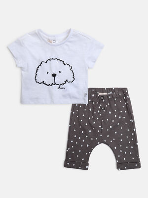 Infants White Printed T- Shirt with Short Pants