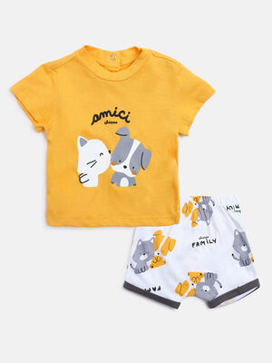 Infants White & Yellow Printed T- Shirt with Short Pants