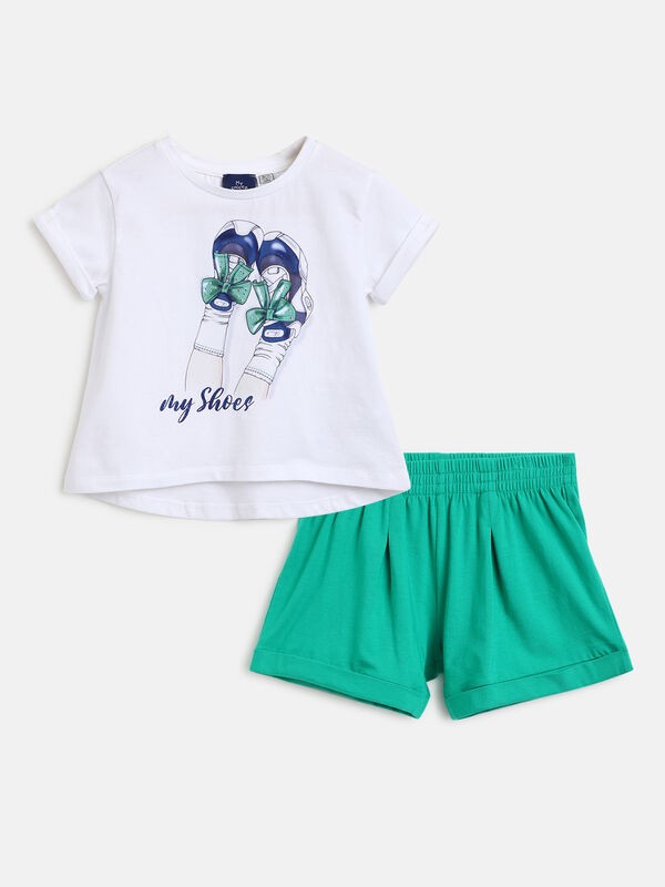 Girls White & Green Printed T-Shirt with Short Pants image number null