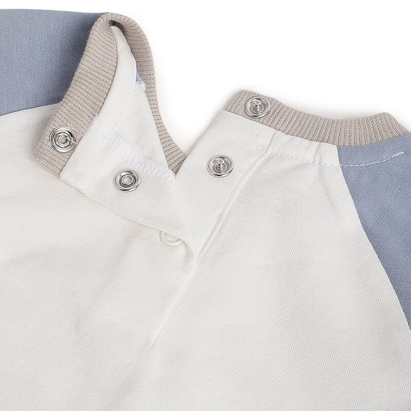 Boys White Graphic Printed Long Sleeve T- Shirt image number 3